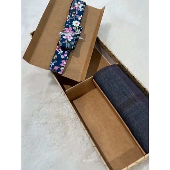 NWBD Penguin bow tie, pocket square/handkerchief set **lapel pin is missing** - Picture 4 of 8